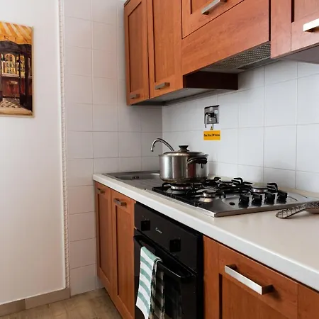 בית הארחה Casa Linnea רומא